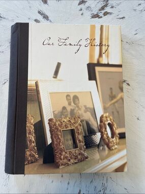 Our Family History Book - Family Tree and Récords
